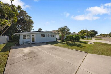 736 92nd Ave N, Naples, FL 34108 - photo 2