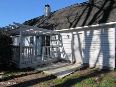 151 Settlers Cir, Jacksonville, NC 28546 - photo 3