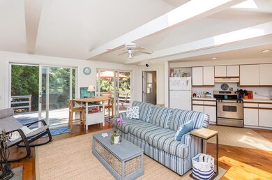 16 Marthas Way, Edgartown, MA 02539 - photo 4