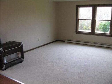 160 Hardwick Rd, Barre, MA 01005 - photo 2