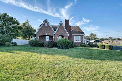 603 E Park St, Fort Branch, IN 47648 - photo 2