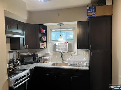 141 E 4th St unit 2, Clifton, NJ 07011 - photo 2