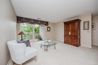 7636 Shawnee Ln, West Chester, OH 45069 - photo 4