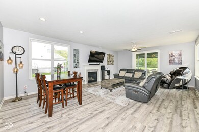 13595 Forest Glade Dr, Fishers, IN 46037 - photo 5