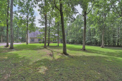 204 Longwood Dr, Shelbyville, TN 37160 - photo 6