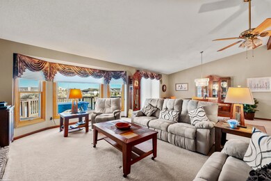 13803 Bayview Dr unit 23, Sterling Heights, MI 48313 - photo 5