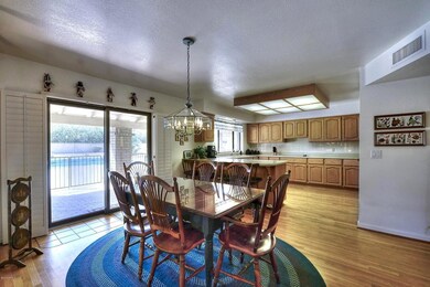 View of Kitchen & Eat-in Area