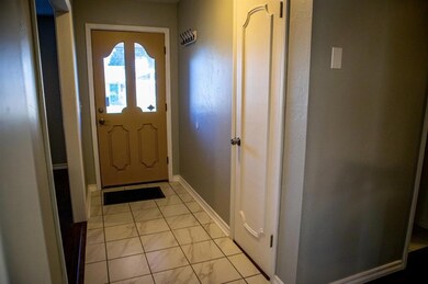 4524 NW 60th St, Oklahoma City, OK 73122 - photo 6