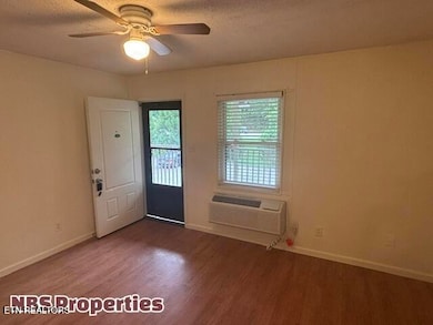 867 N Gallaher View Rd NW unit 206, Knoxville, TN 37923 - photo 5