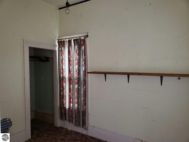 309 W River Rd, Oscoda, MI 48750 - photo 4