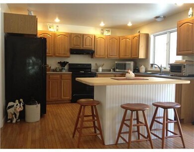 30 Eric Dr, Topsham, ME 04086 - photo 2