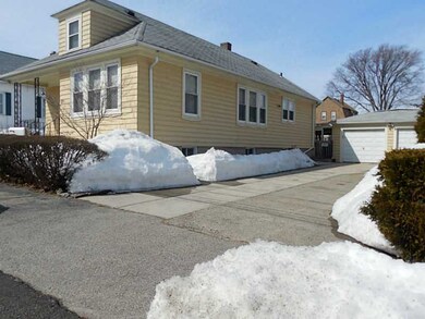 27 Hillcrest Ave, Pawtucket, RI 02860 - photo 2