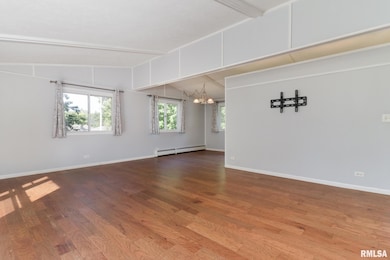 314 S Maple Ave, Minier, IL 61759 - photo 2