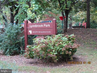 4422 Chestnut St, Bethesda, MD 20814 - photo 2