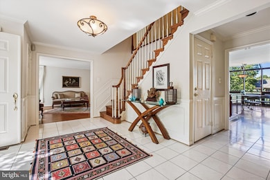 9537 Fox Hollow Dr, Potomac, MD 20854 - photo 6