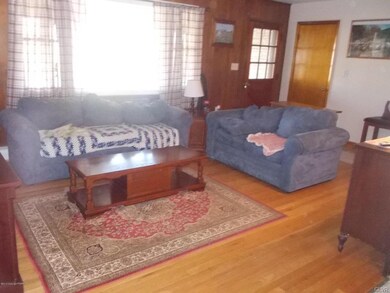 61 Center Rd, Lehighton, PA 18235 - photo 5