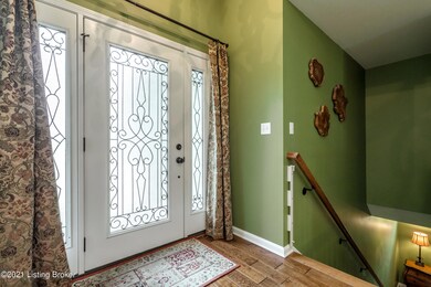 6304 Saskatchewan Dr, Louisville, KY 40228 - photo 3