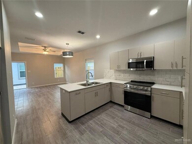 809 Dove Ave unit 4, Edinburg, TX 78542 - photo 5