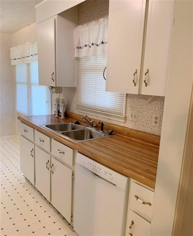 104 Gawin Dr, Warner Robins, GA 31093 - photo 5