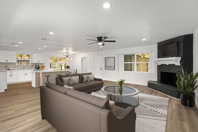 4830 Droddy St, Houston, TX 77091 - photo 5