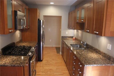 70 Turner St unit 5C, Warwick, RI 02886 - photo 4