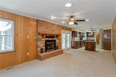 14 Gardenwood Ln, Asheville, NC 28803 - photo 4