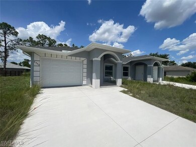 Single story home featuring an attached garage, dr