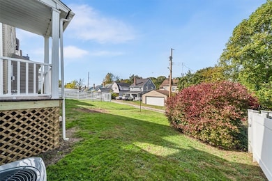 1804 Davidson St, Aliquippa, PA 15001 - photo 4