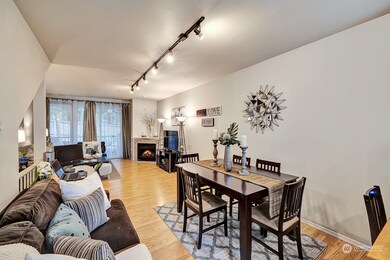 16125 Juanita Woodinville Way NE unit 303, Bothell, WA 98011 - photo 4