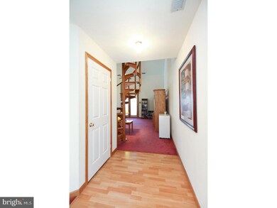 233 Loring Ct unit 233, Sewell, NJ 08080 - photo 3