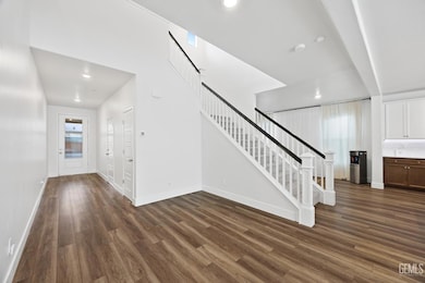 9505 Sweetstem Way, Shafter, CA 93263 - photo 6