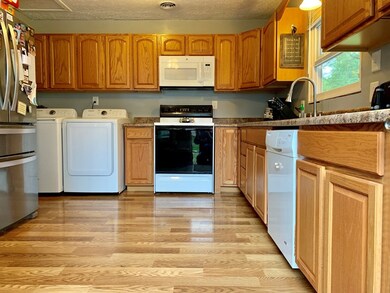 912 Cecilwood Rd, Mansfield, OH 44907 - photo 7