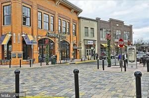 12945 Centre Park Cir unit 104, Herndon, VA 20171 - photo 5