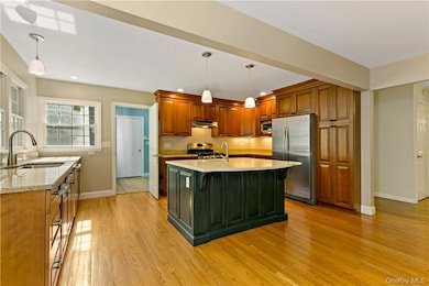 46 Hemlock Dr, Sleepy Hollow, NY 10591 - photo 3