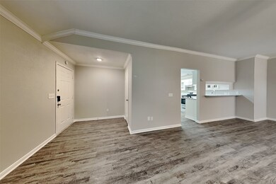 4002 Spring Garden Dr, Pearland, TX 77584 - photo 2