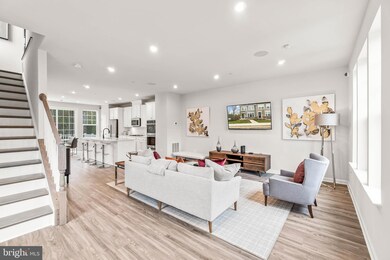 23401 Sugar Pine Ln, California, MD 20619 - photo 3