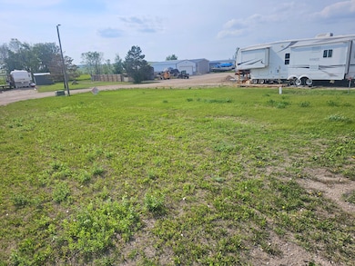 Lot 2