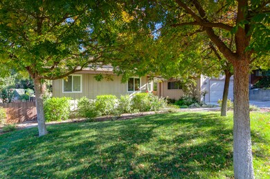 TwoFishDigital_1542Lomita-2