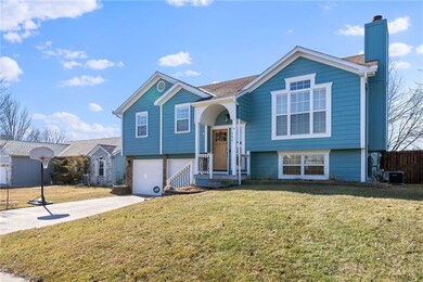 111 E Calico Dr, Raymore, MO 64083 - photo 2