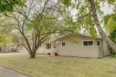 2005 15th St S, Moorhead, MN 56560 - photo 4