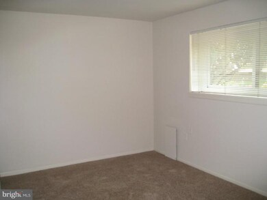 7066 Winter Rose Path, Columbia, MD 21045 - photo 4