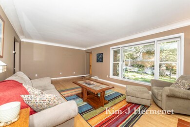 Holmdene Blvd_14