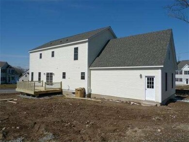 53 Laura Dr unit 16, Attleboro, MA 02703 - photo 3