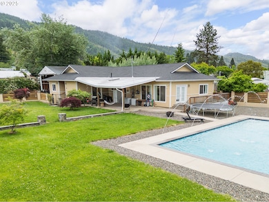 190 Walnut St, Myrtle Creek, OR 97457 - photo 2