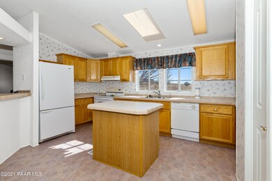 25400 N Feather Mountain Rd, Paulden, AZ 86334 - photo 6