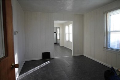 141 S 8th Ave, Beech Grove, IN 46107 - photo 5