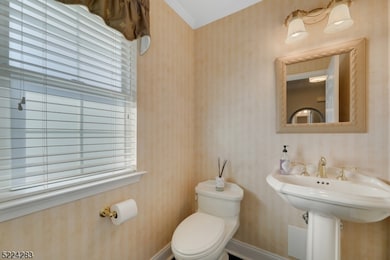 13 Knox Ct Ondo, Bernards Twp., NJ 07920 - photo 7