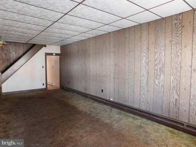 218 1/2 Penn St, Tamaqua, PA 18252 - photo 5