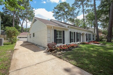 13510 Saint Marys Ln, Houston, TX 77079 - photo 5