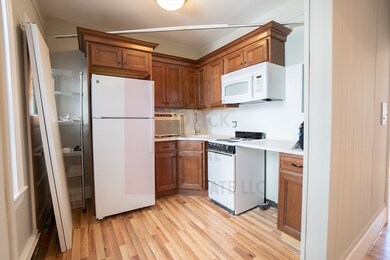 80 Revere St unit 8, Boston, MA 02114 - photo 4